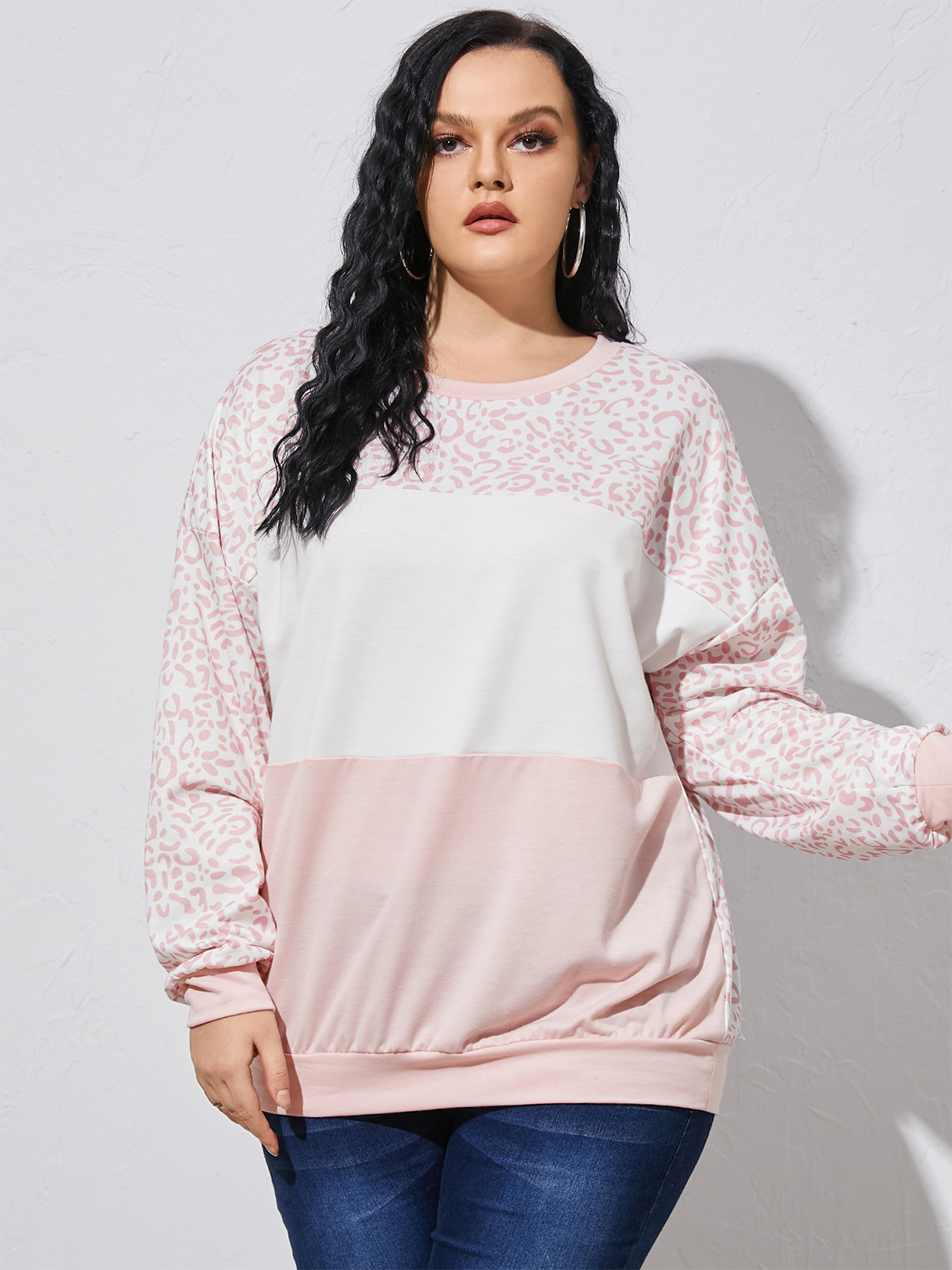 YOINS Plus Size Crew Neck Leopard Color Block Patchwork Sweatshirt