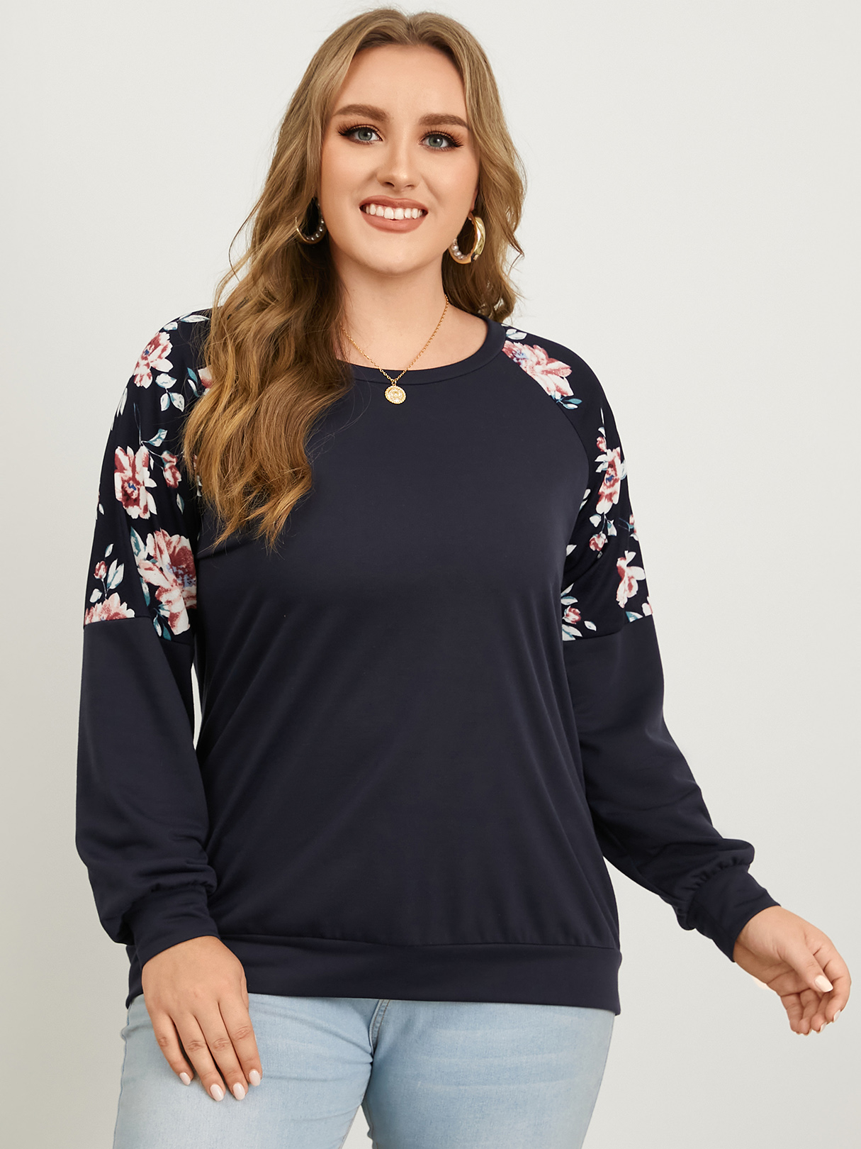 YOINS Plus Size Floral Print Patchwork Design Long Sleeves Sweatshirt