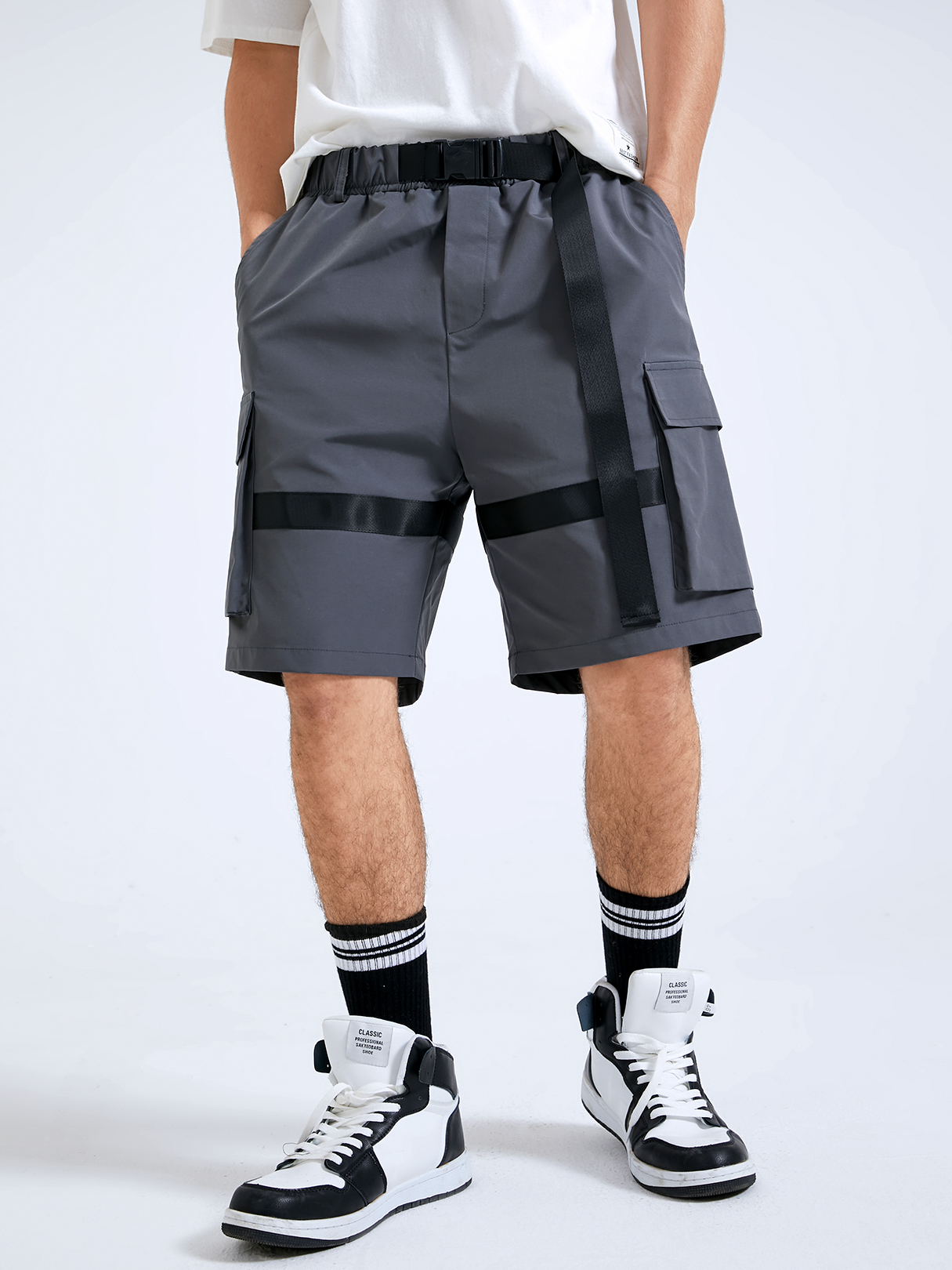 Men Casual Plain Multi-pocket Drawstring Elastic Waist Cargo Shorts