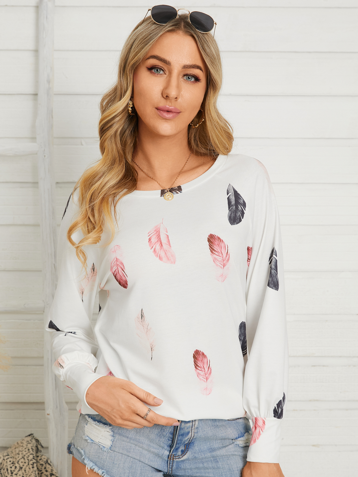 YOINS Feather Print Round Neck Long Sleeves Tee