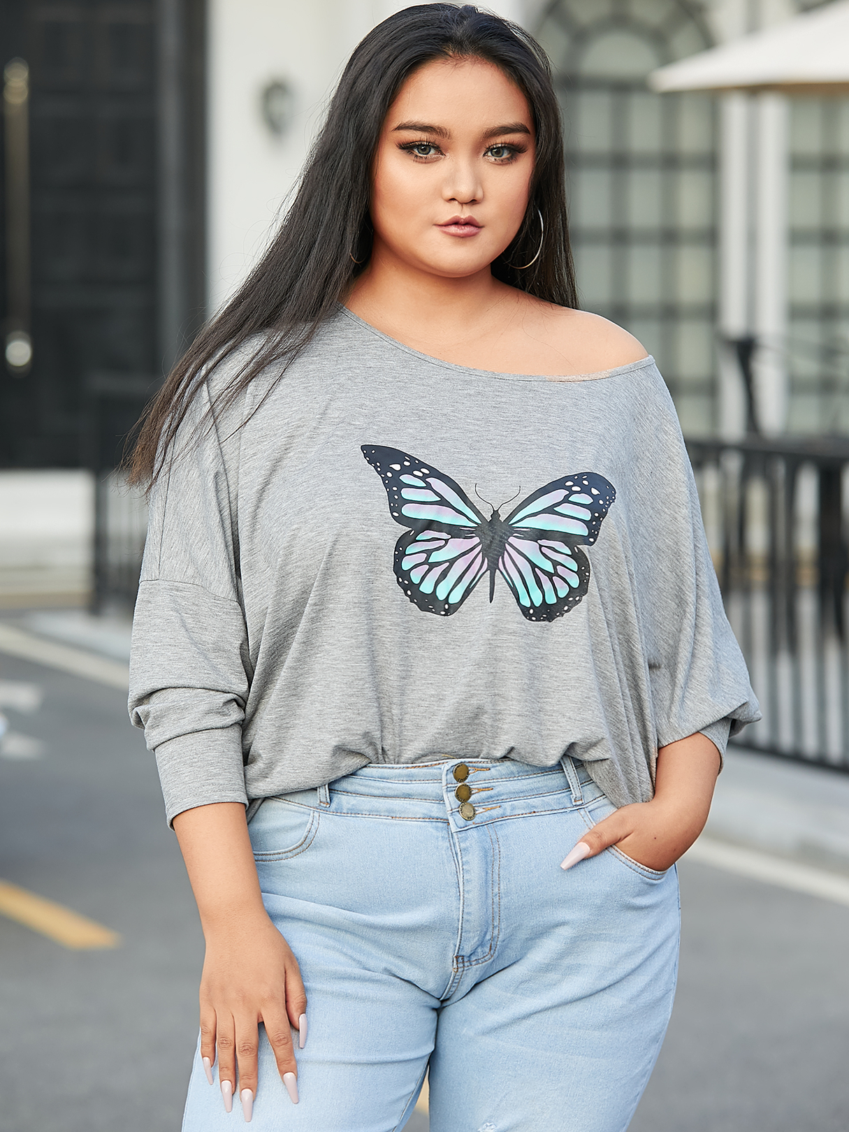YOINS Plus Size Round Neck Butterfly Long Sleeves Tee