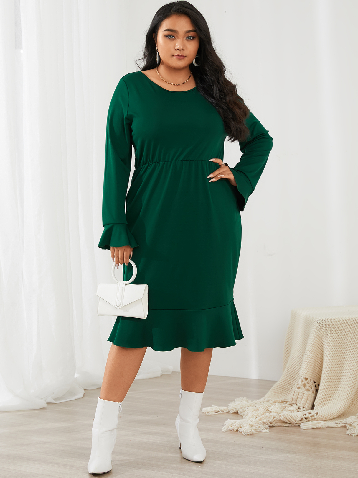 YOINS BASICS Plus Size Round Neck Ruffle Trim Long Sleeves Midi Dress