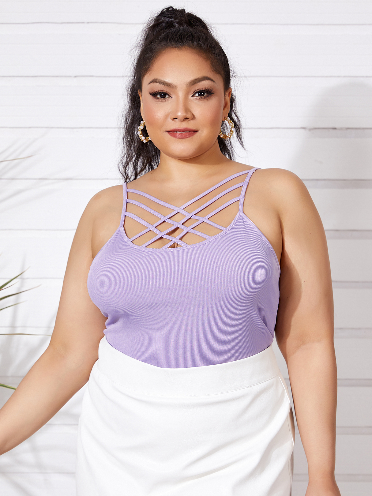 YOINS BASICS Plus Size Spaghetti Criss-cross Sleeveless Cami