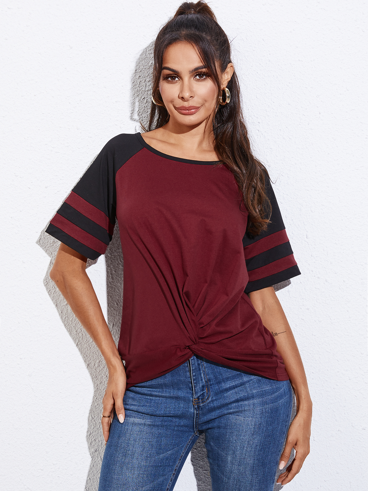 Yoins Burgundy Patchwork Design Twisted Short Sleeces Tee