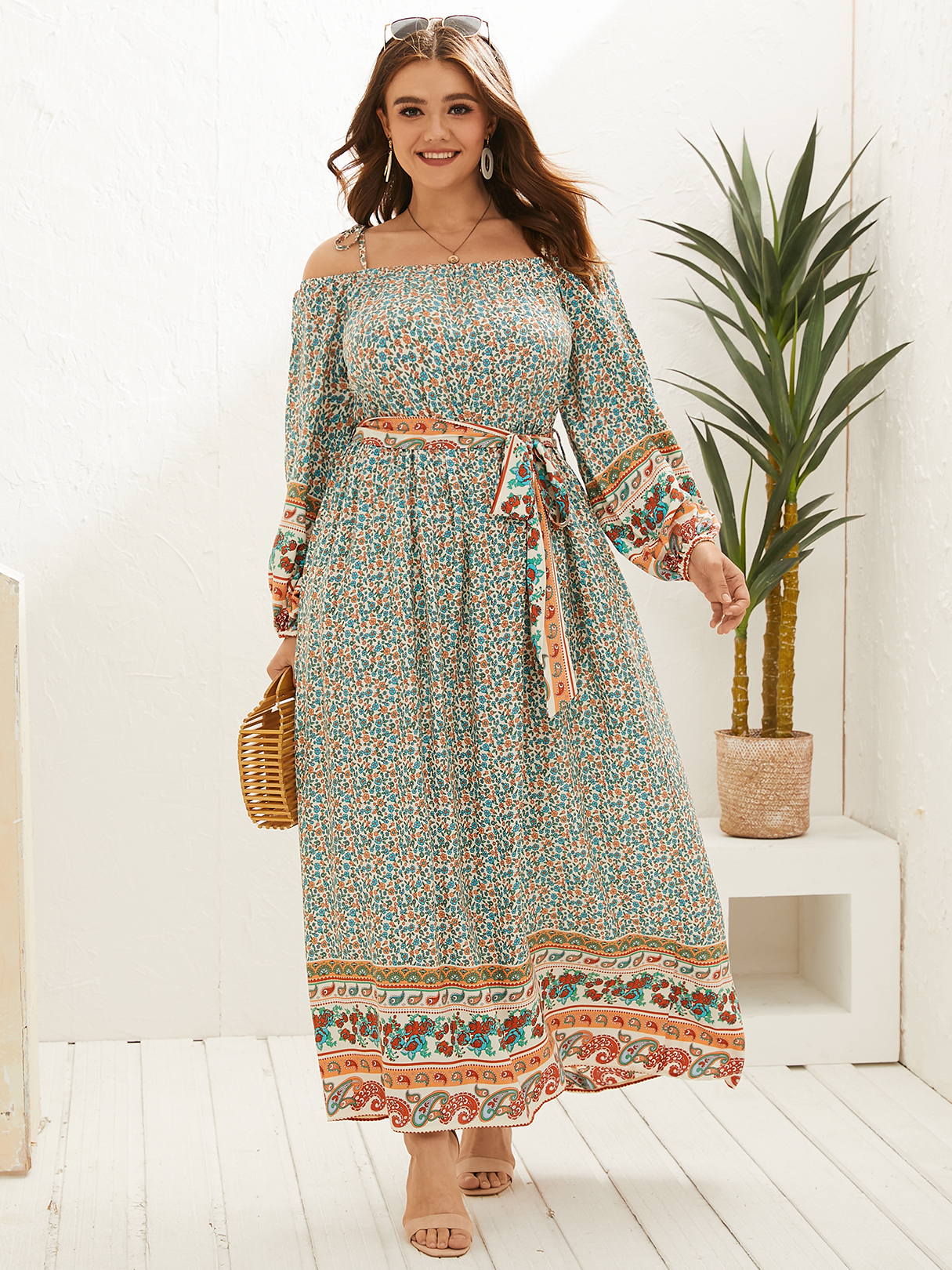 YOINS Plus Size Cold Shoulder Tribal Belt Design Long Sleeves Dress