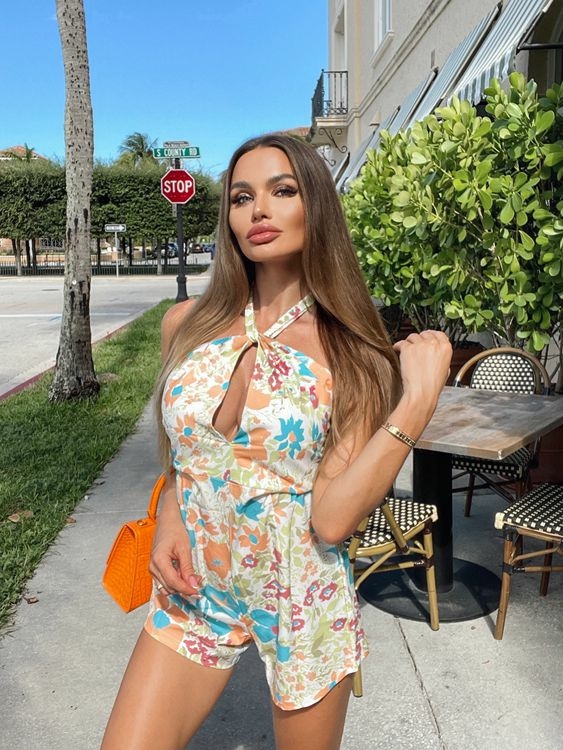 YOINS Halter Floral print Backless design Playsuits