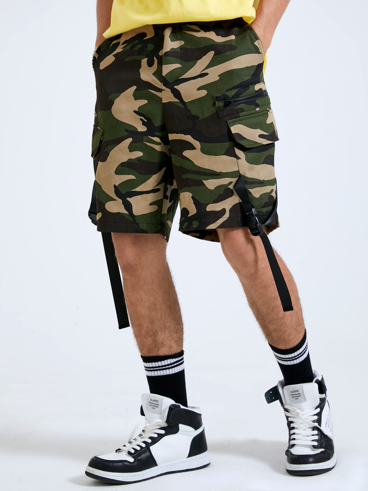 Men 100% Cotton Camo Print Ribbon Straps Buckle Cargo Shorts