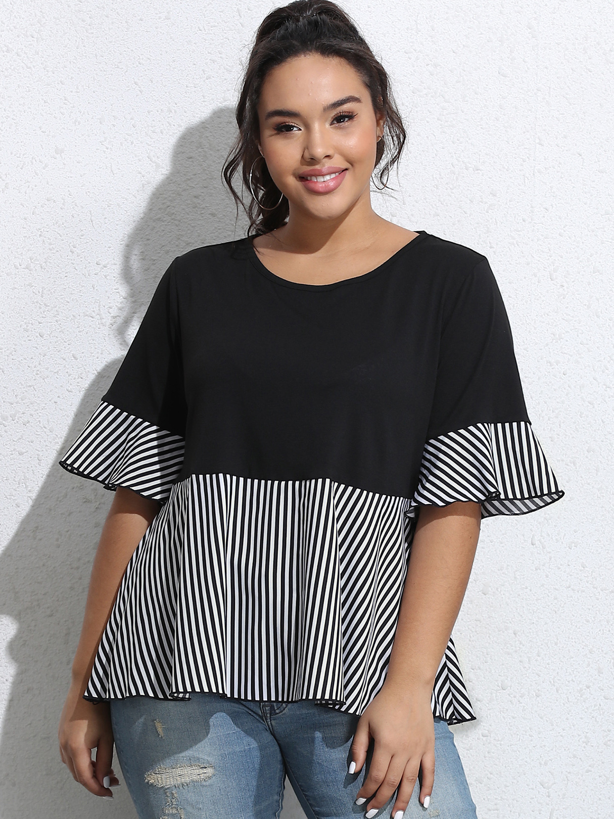 Plus Size Round Neck Striped Half Sleeves Blouse