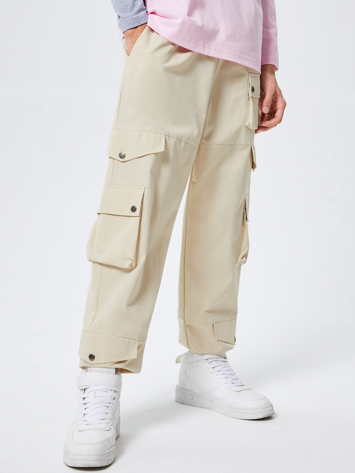 Men Casual Multi Pocket Button Design Drawstring Waist Cargo Pants