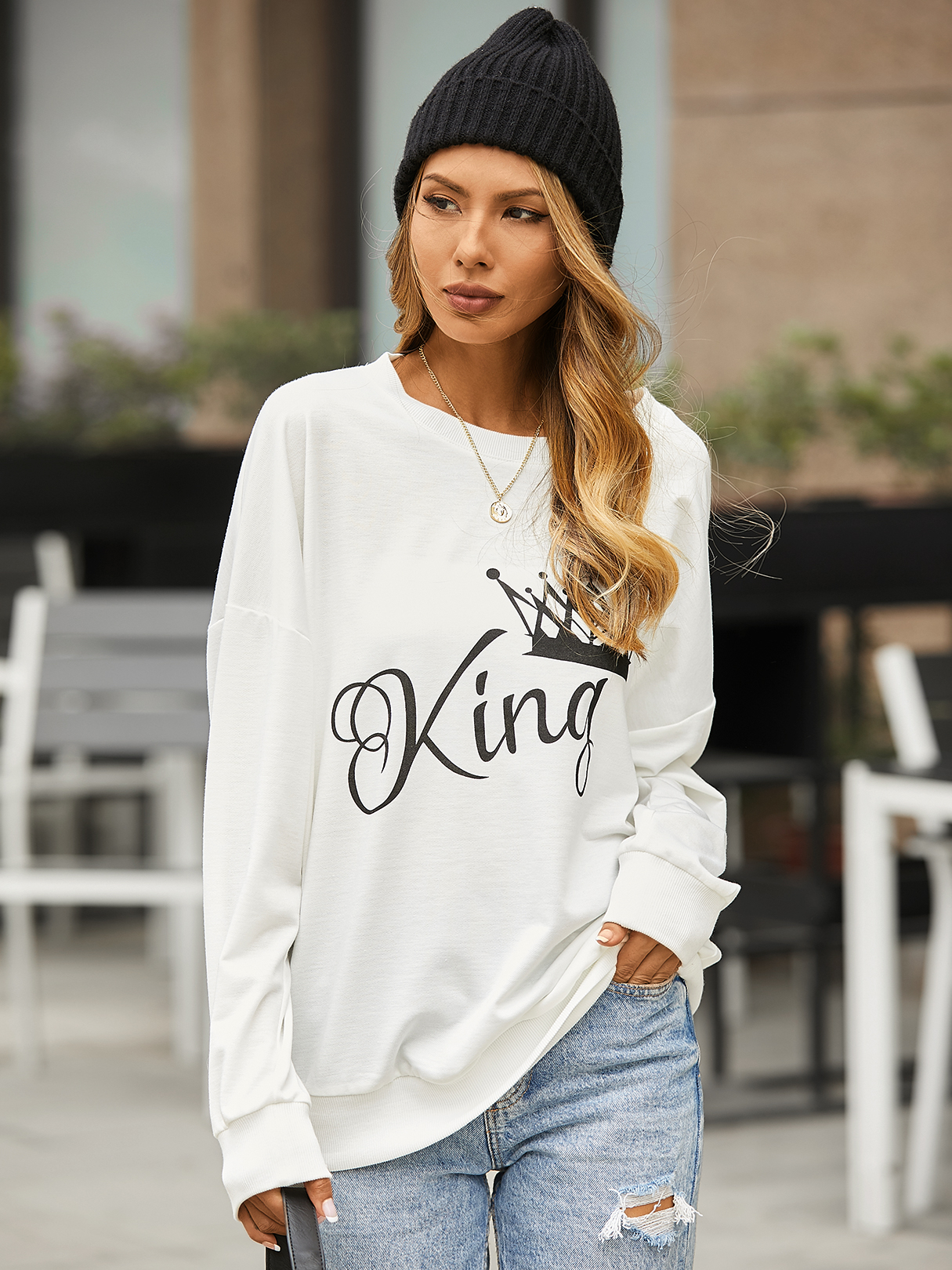 YOINS Crown & Letter Crew Neck Long Sleeves Sweatshirt
