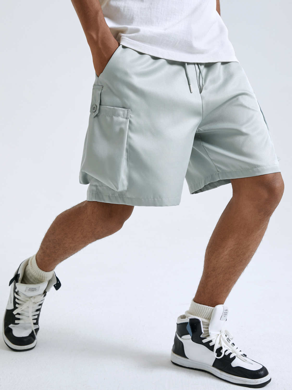 Men Fashion Plain Button Design Big Pocket Drawstring Shorts