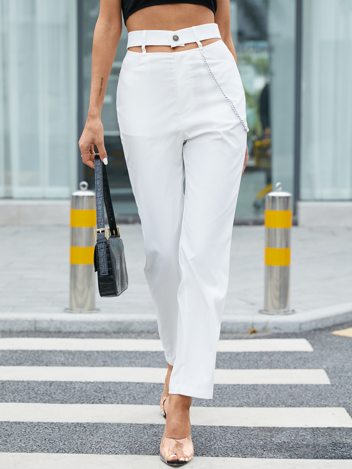 YOINS Cut out Side Pockets Chain Design Pants