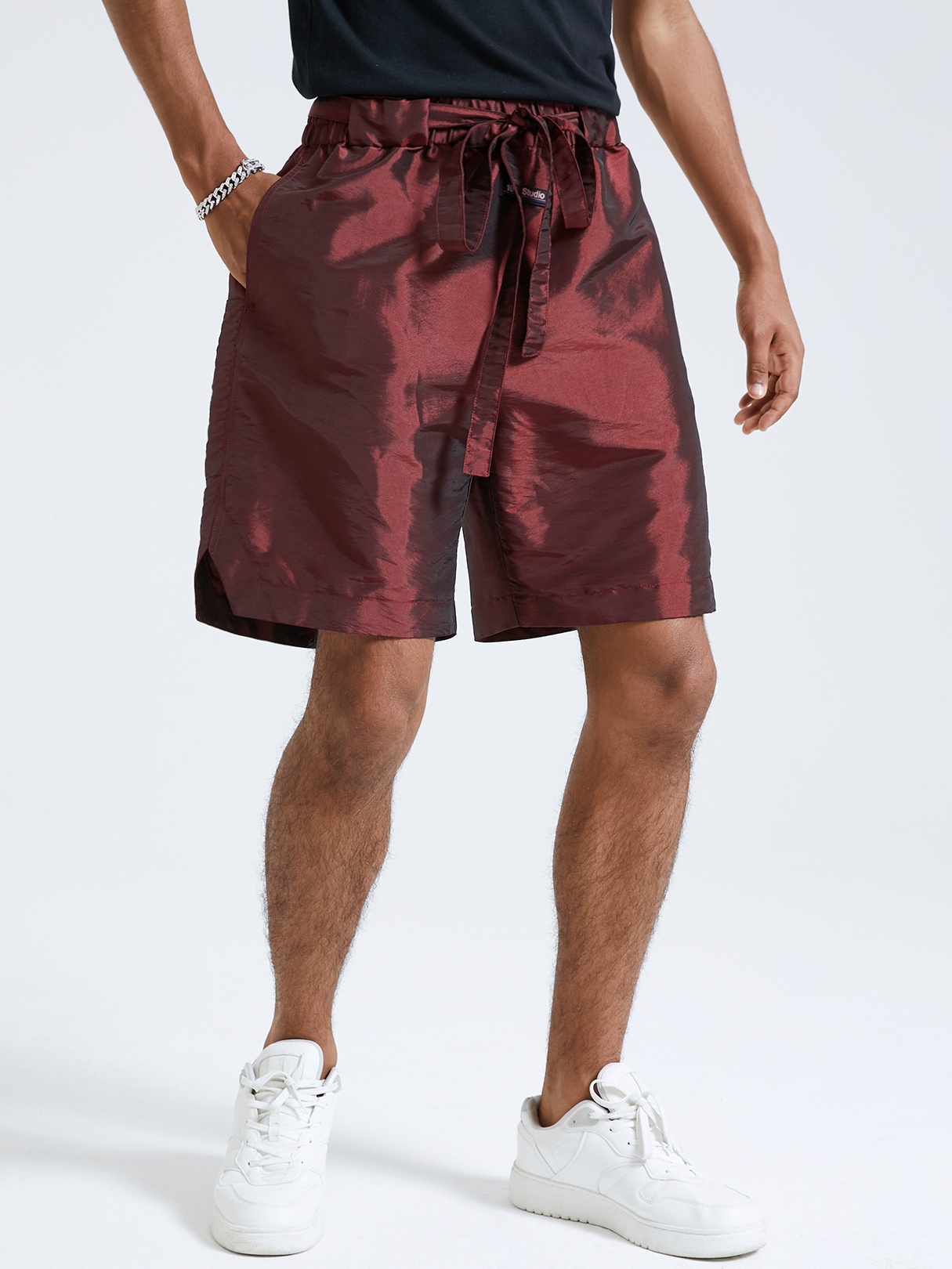 Men Casual Red Knotted Elastic Waist Shorts