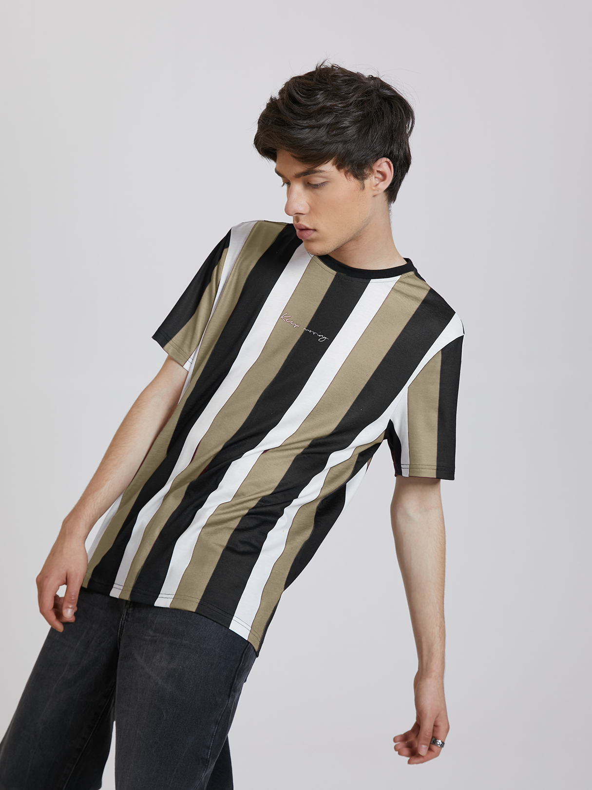 KOYYE Men Casual Striped Print T-Shirt