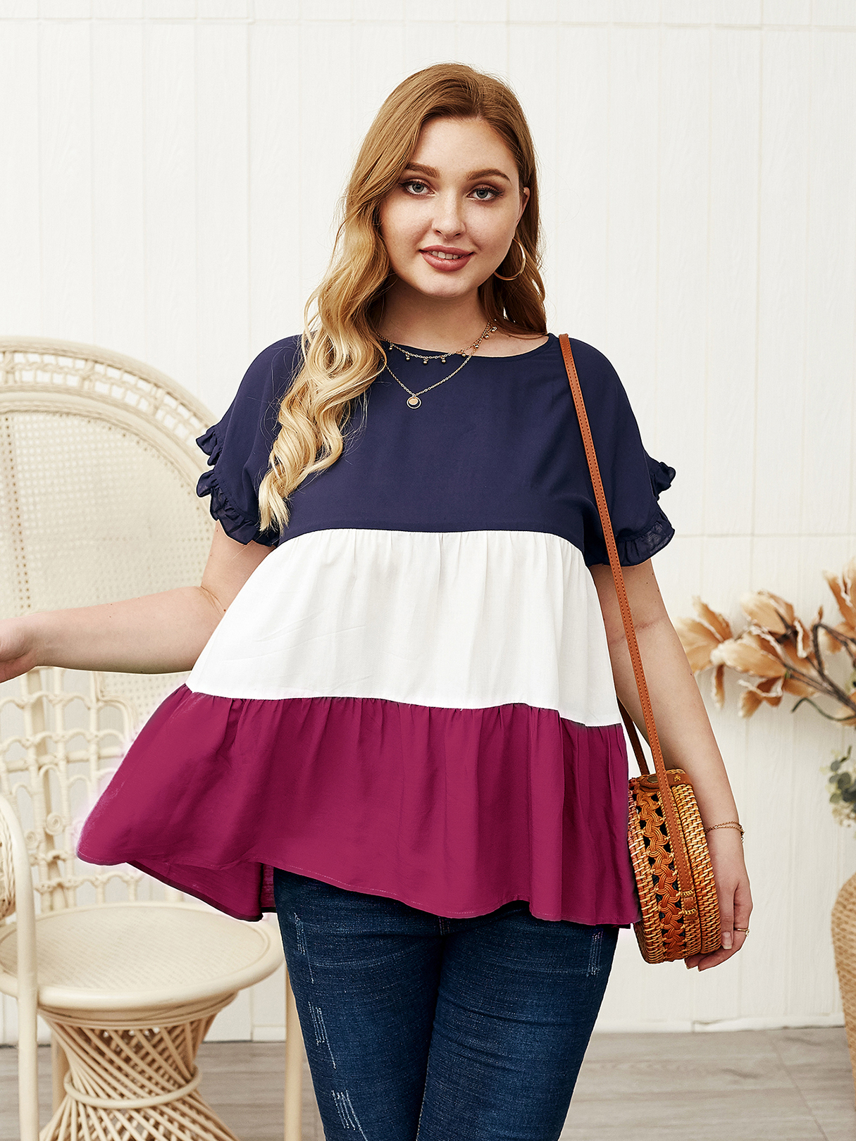Plus Size Multicolor Patchwork Round Neck Short Sleeves Tee