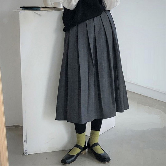 Rosy.B - Side-Button Pleated Plain Midi Skirt - Black/M