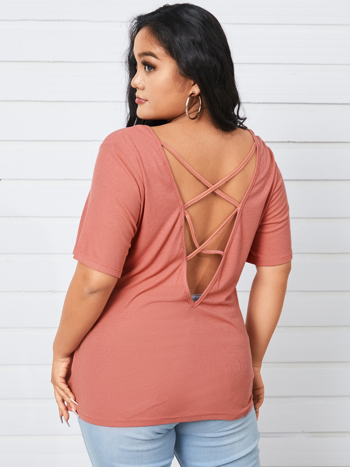 YOINS Plus Size Round Neck Criss-cross Short Sleeves Tee