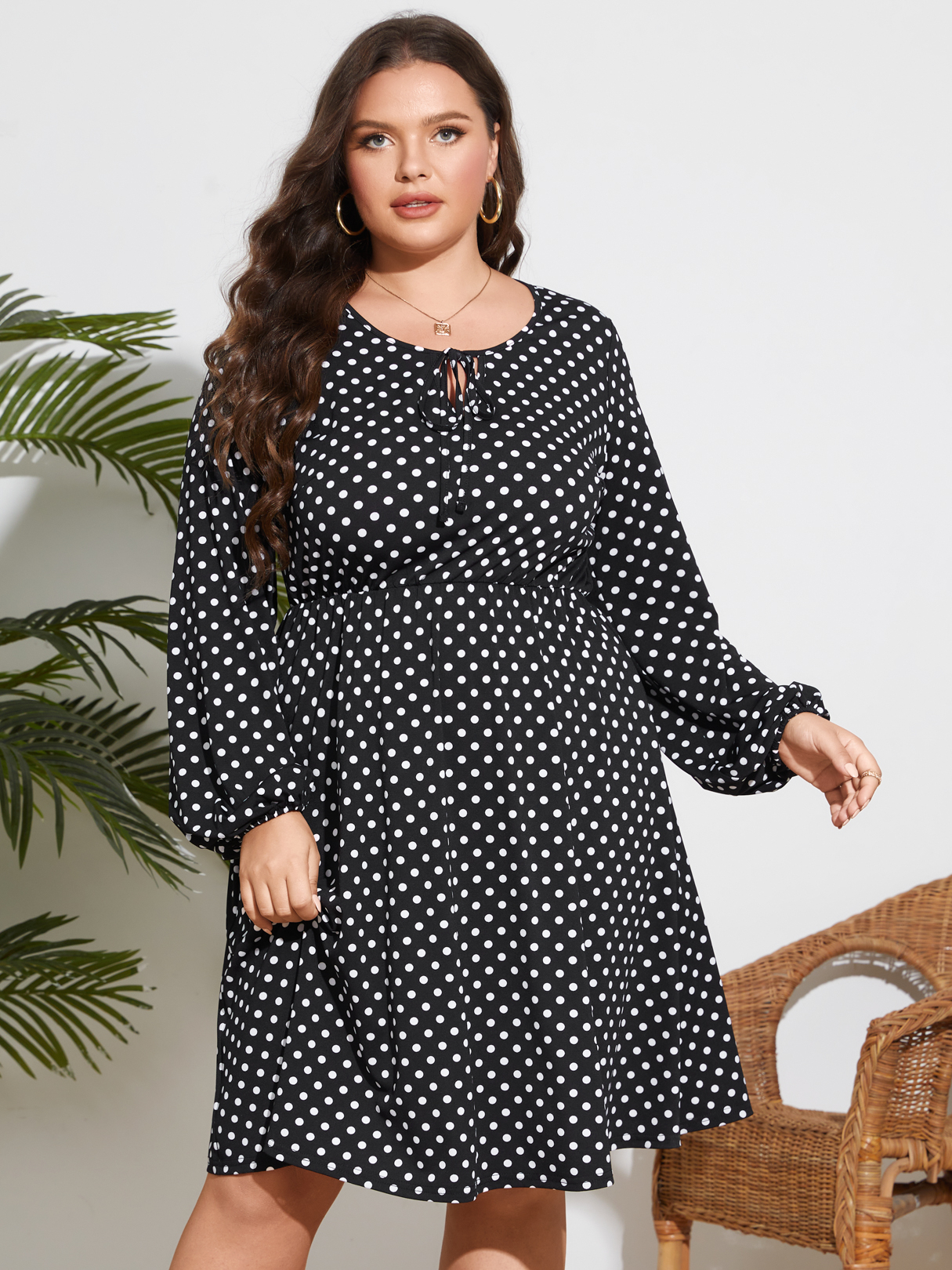 YOINS Plus Size Round Neck Polka Dot Tie-up Design Long Sleeves Dress