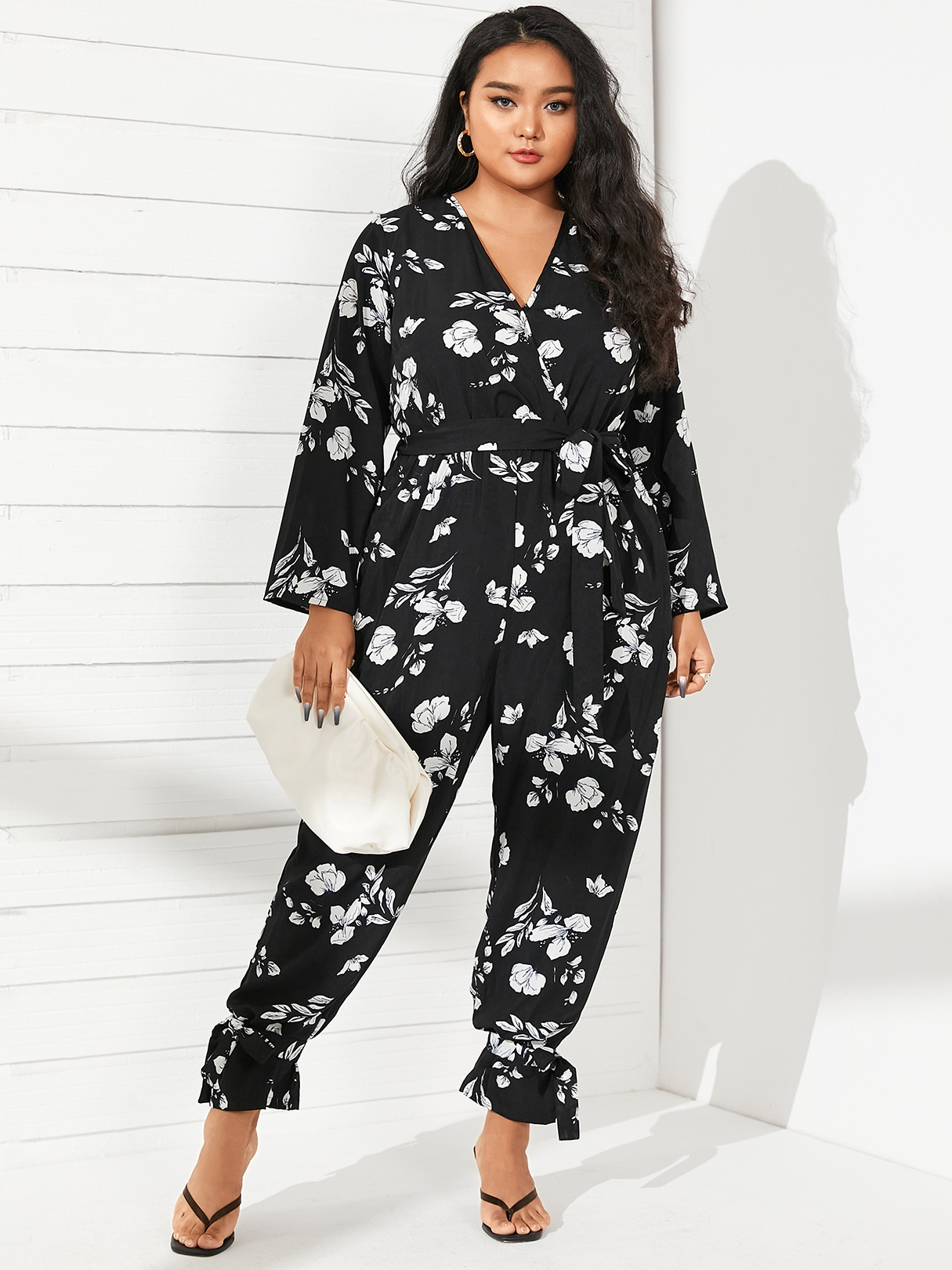 YOINS Plus Size V-neck Floral Print Wrap Design Belt Design Long Sleeves Jumpsuit