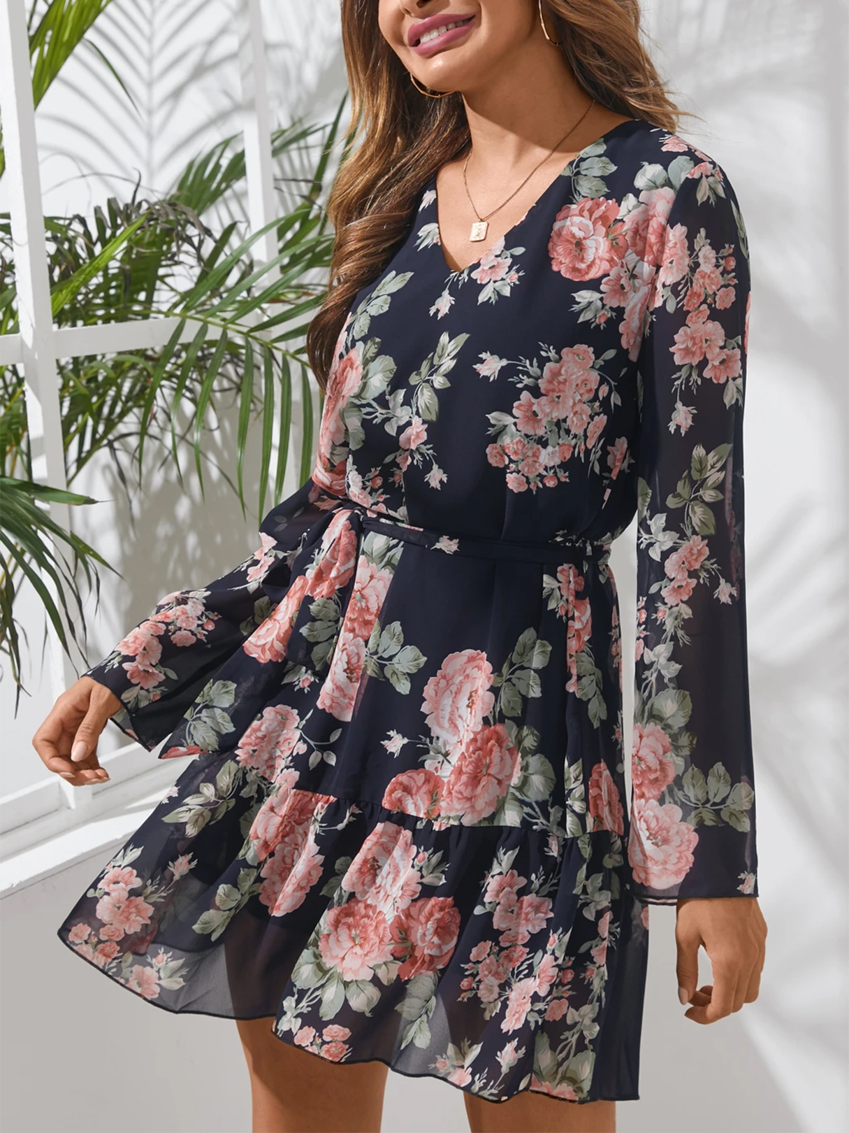 Yoins Navy V-neck Floral print Long sleeves Mini Dress
