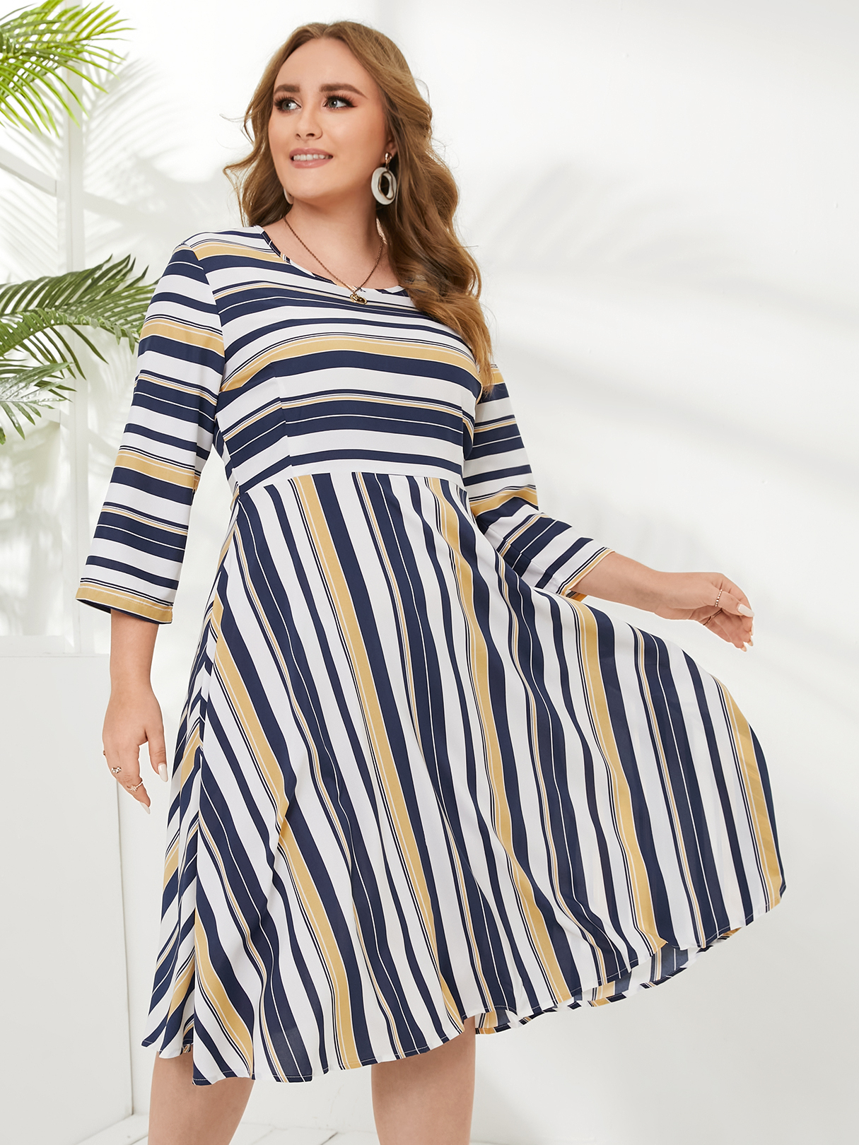 Plus Size Round Neck Striped 3/4 Length Sleeves Dress
