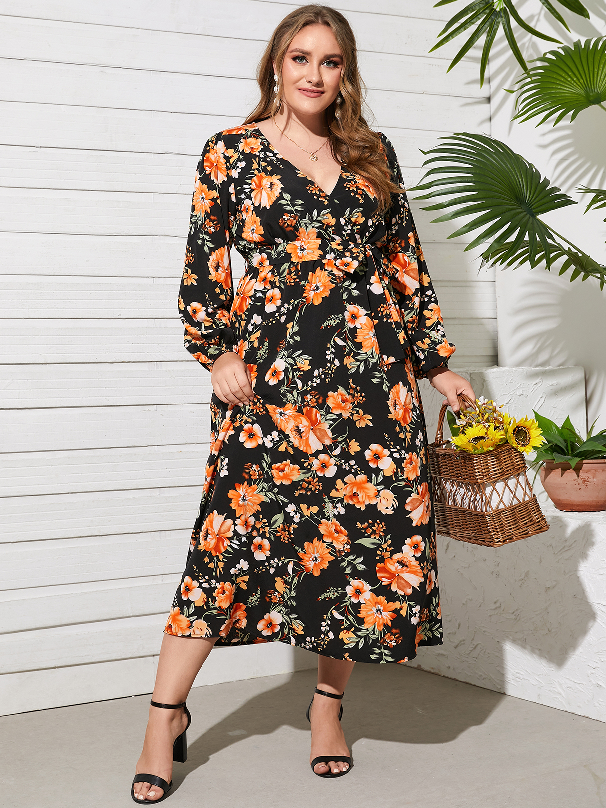 YOINS Plus Size V-neck Floral Print Crossed Front Design Long Sleeves Dress
