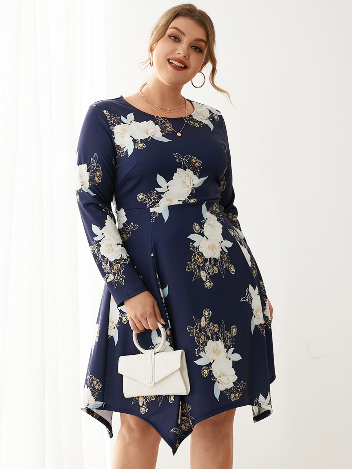 YOINS Plus Size Crew Neck Floral Print Long Sleeves Mini Dress