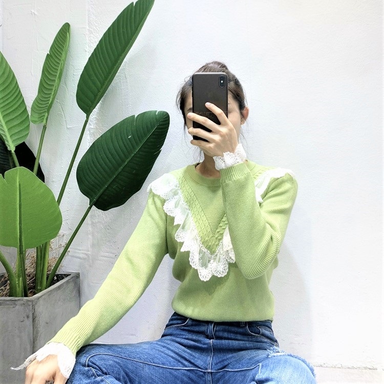 Souland - Lace-Trim Round-Neck Knit Sweater - Green/One Size