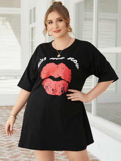 YOINS Plus Size Crew Neck Graphic Short Sleeves T-shirt Dress