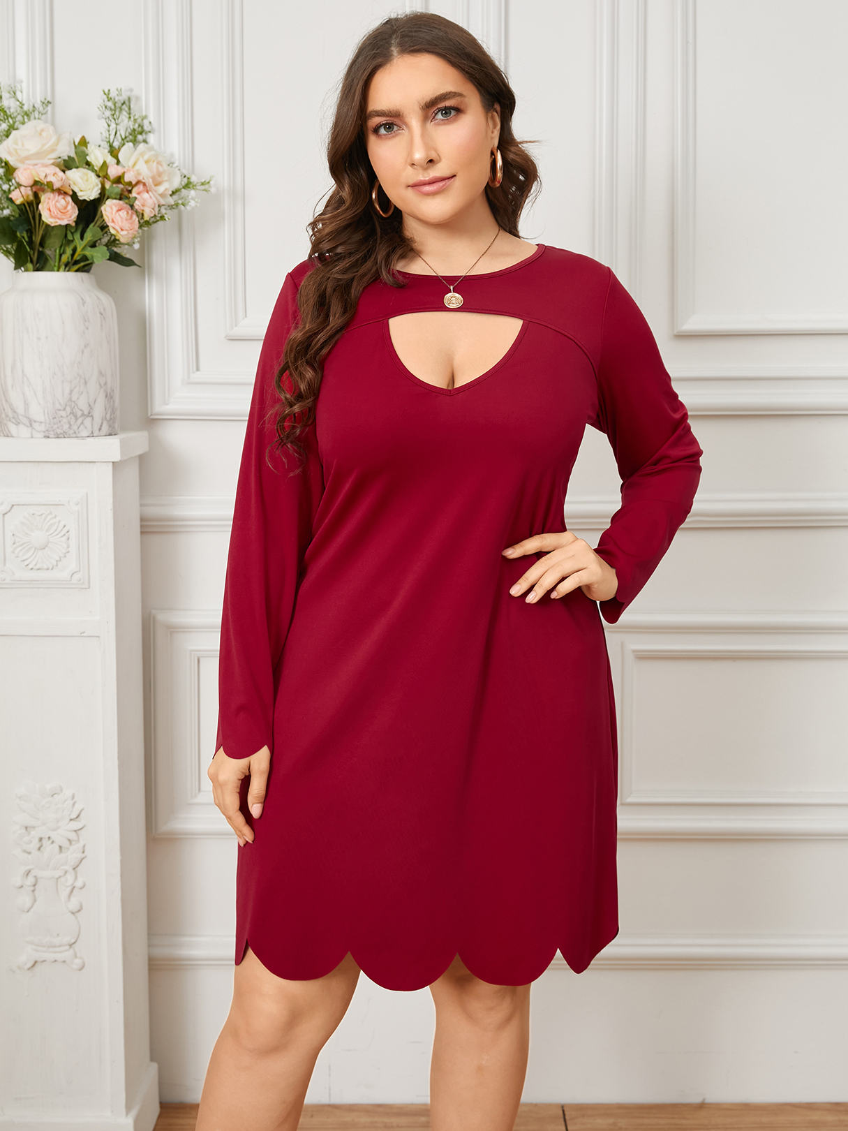 YOINS Plus Size Crew Neck Backless Design Cut Out Long Sleeves Dress