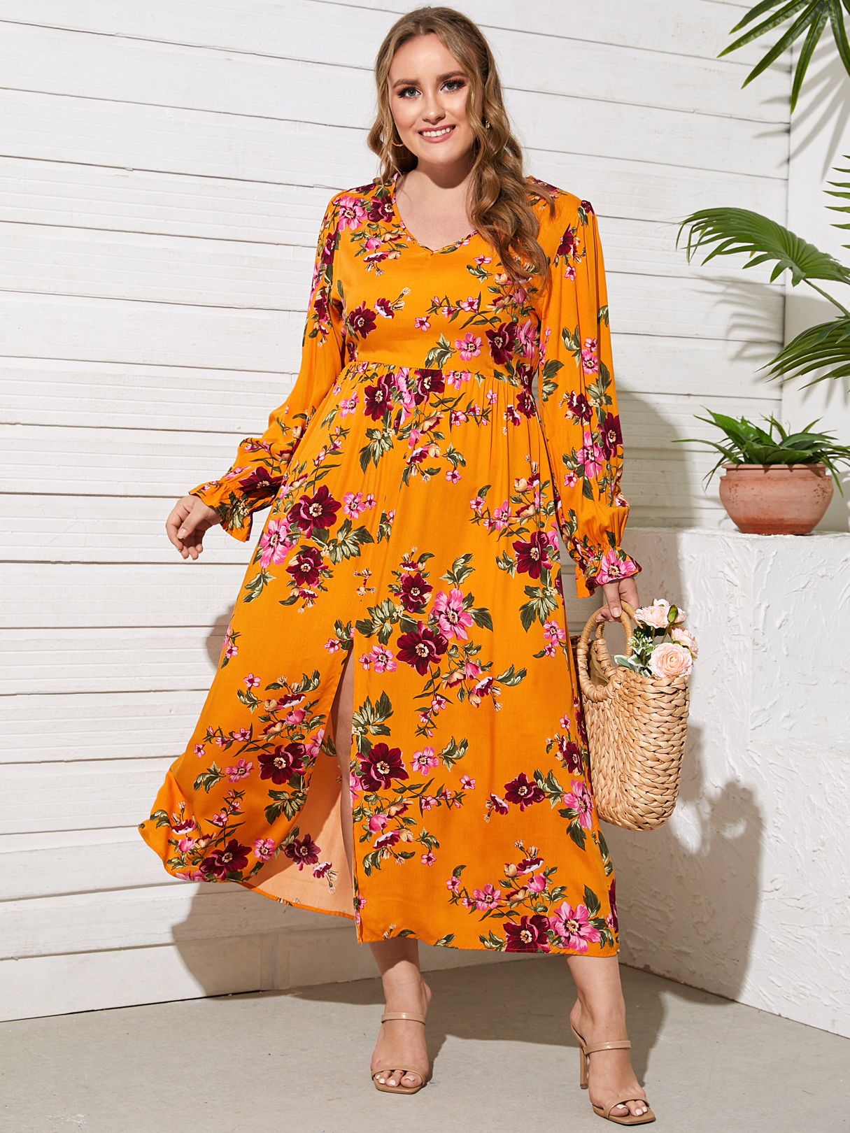 YOINS Plus Size V-neck Floral Print Long Sleeves Dress