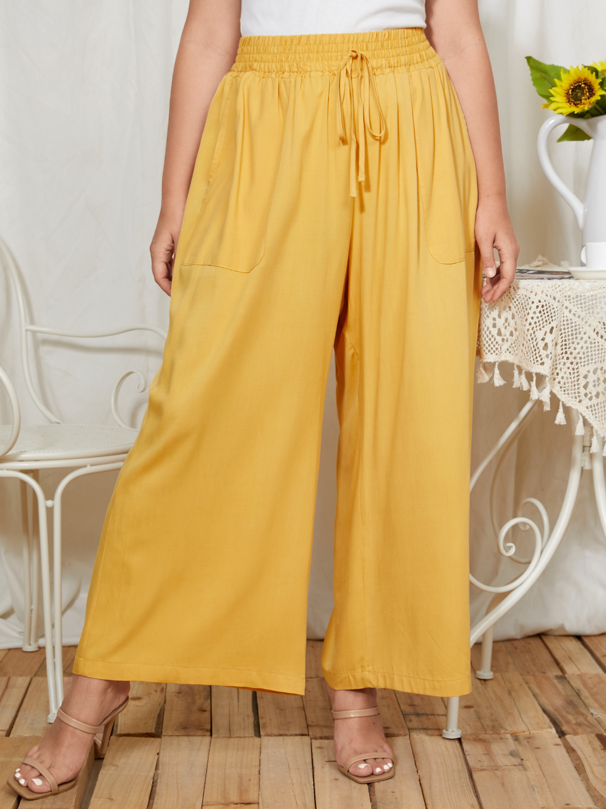 Plus Size Wide Leg Tie-up Design Pocket Pant