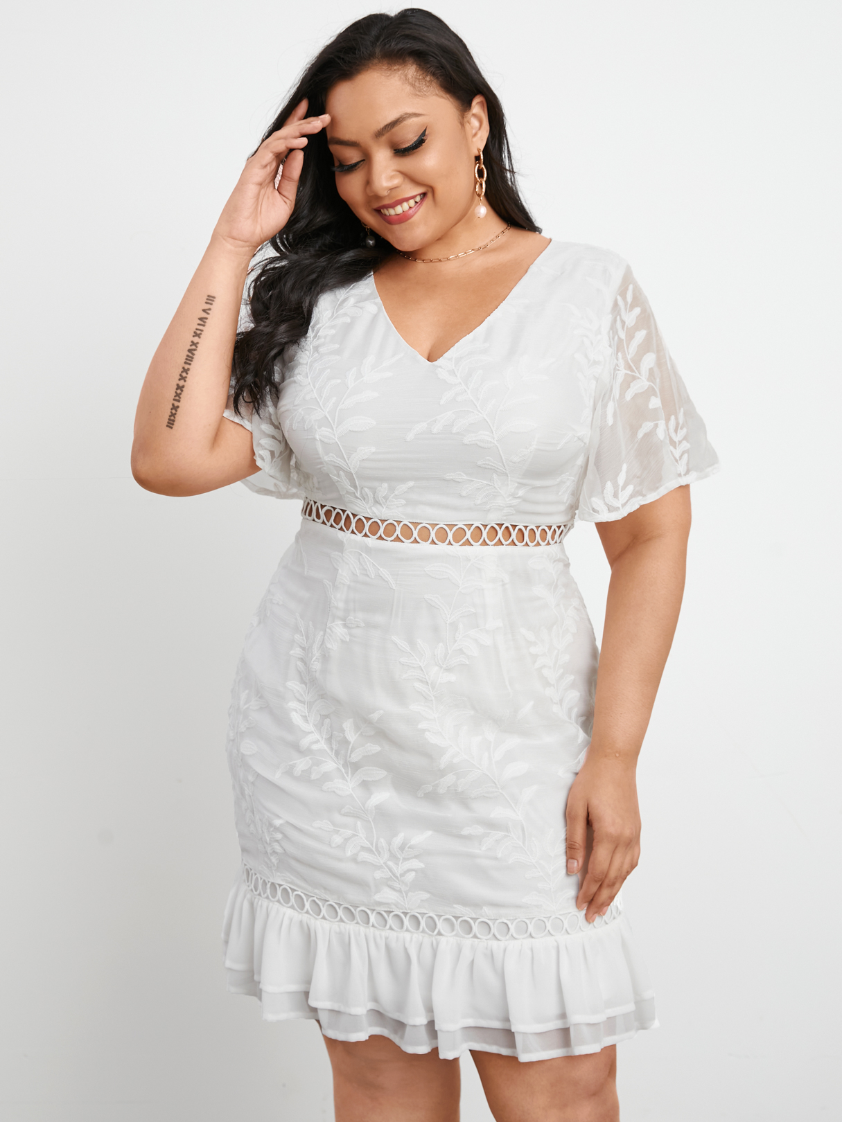 YOINS Plus Size V-neck Hollow Design Short Sleeves Mini Dress