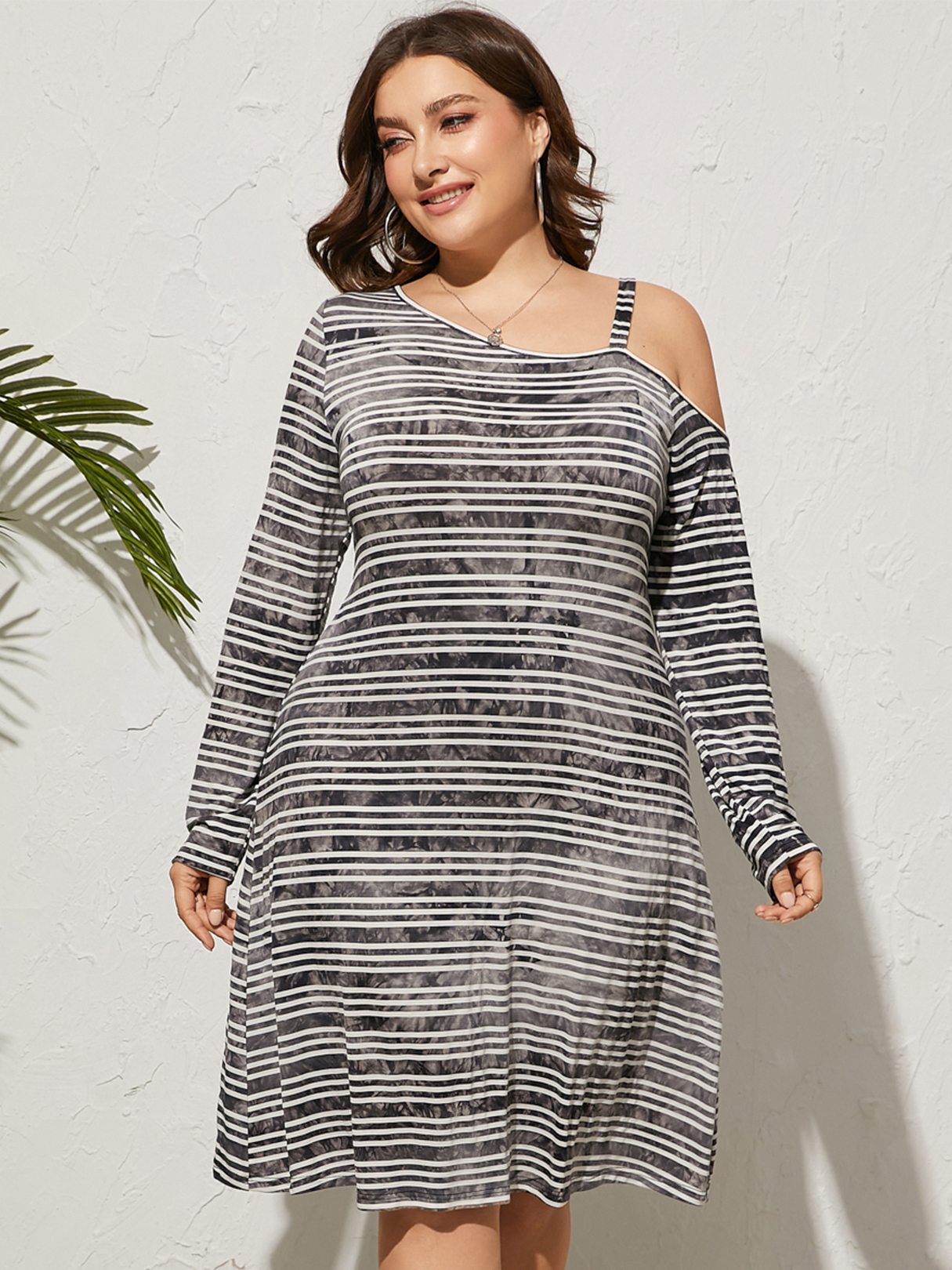 YOINS Plus Size Cold Shoulder Striped Long Sleeves Dress
