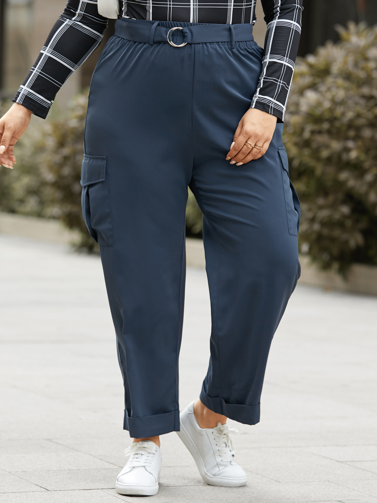 YOINS Plus Size Belt Design Two Large Pockets Pants