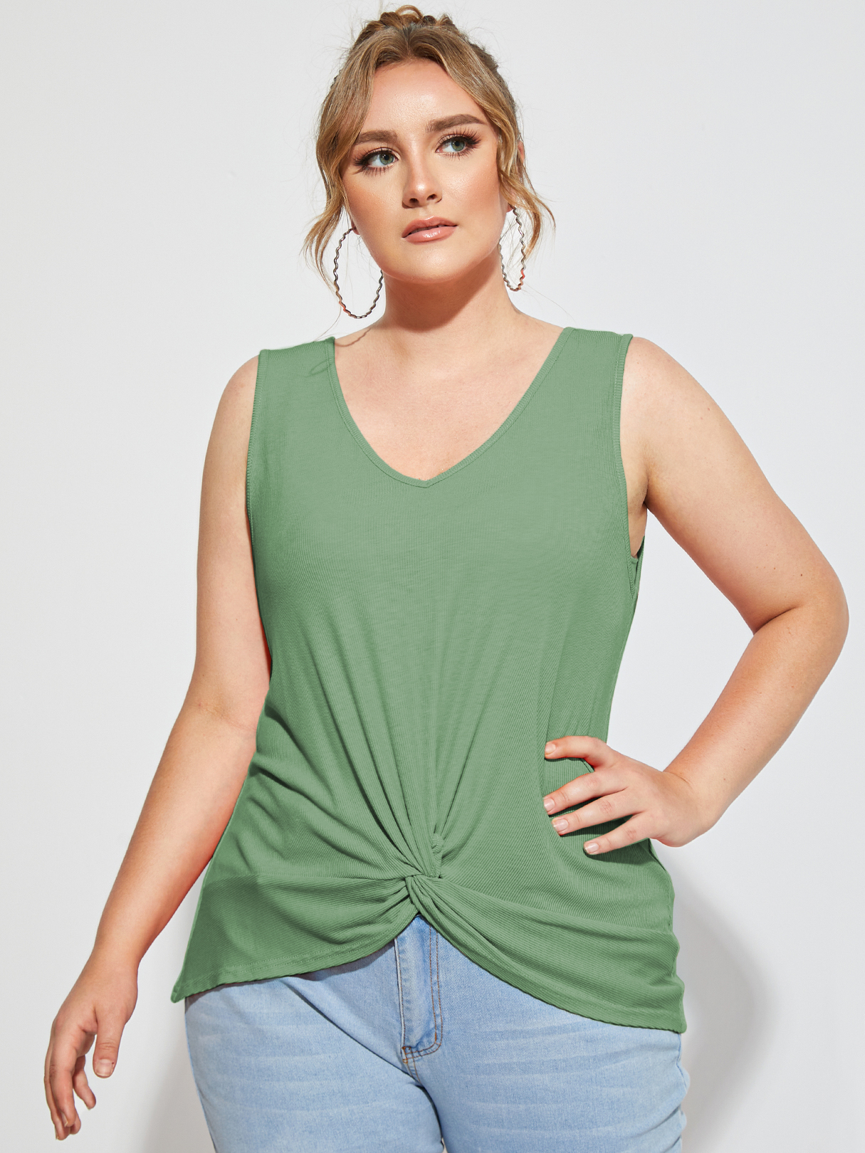 YOINS Plus Size V-neck Backless Design Twist Sleeveless Tank Top