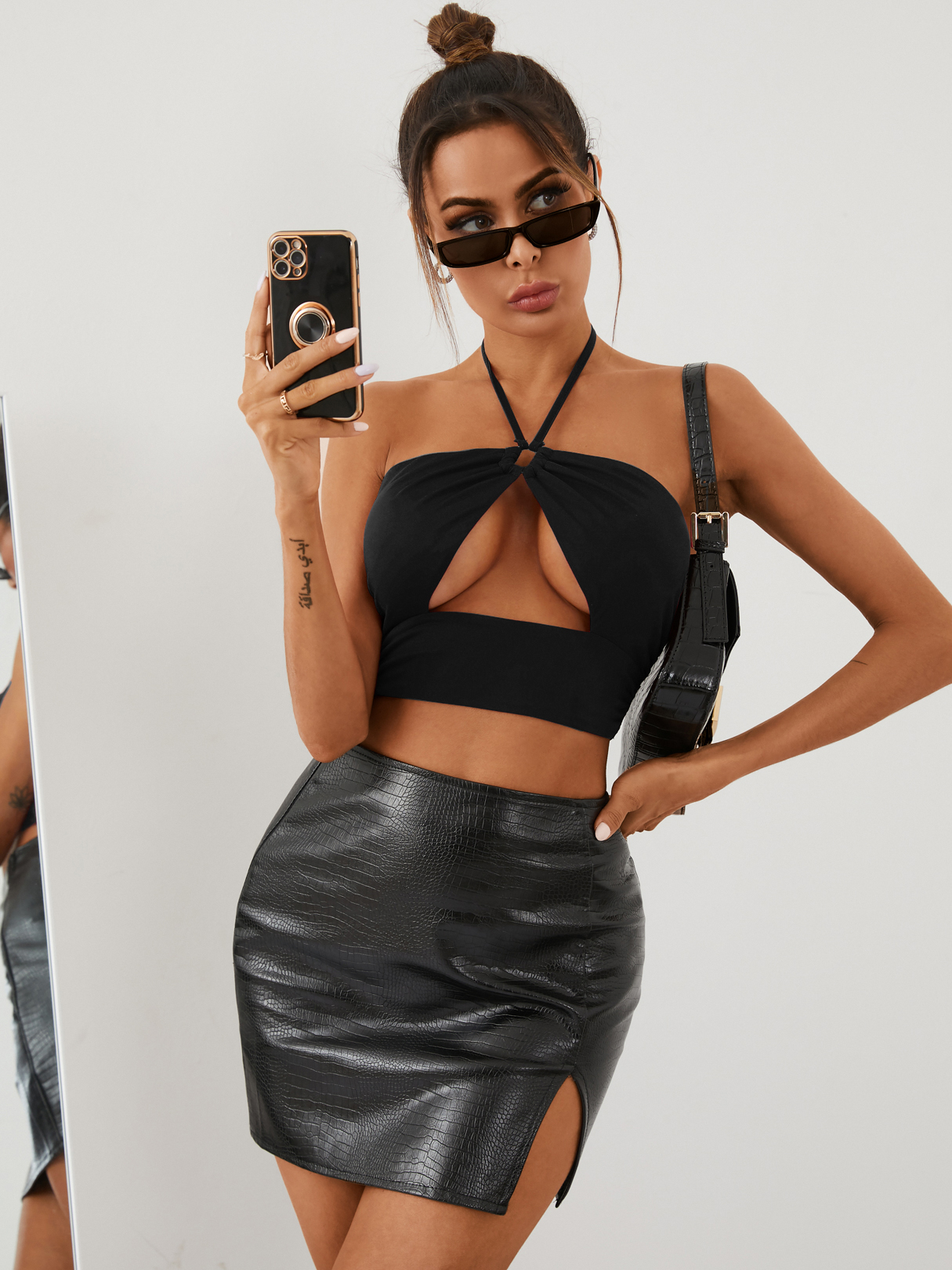 YOINS Sexy Cut Out Backless Design Halter Sleeveless Crop Top