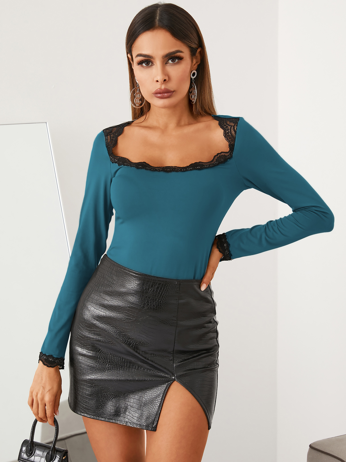 YOINS BISICS Women Casual Patchwork Plain Lace Long sleeves Tee