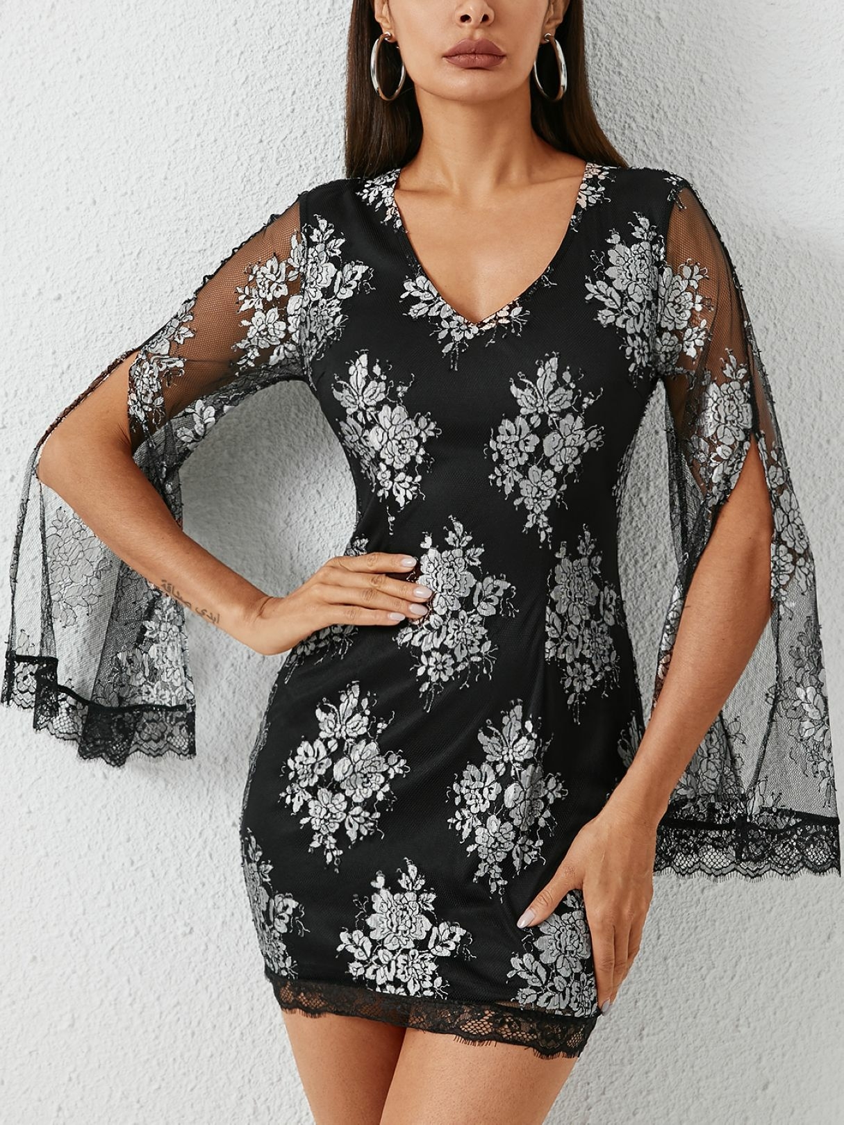 YOINS Black Lace Mesh Random Floral V-neck Long Sleeves Dress