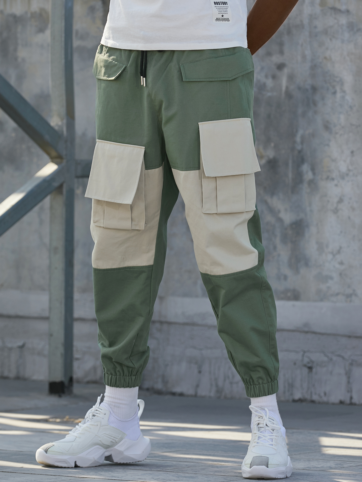 Men Color Block Patchwork Multiple Pockets Cargo Pants