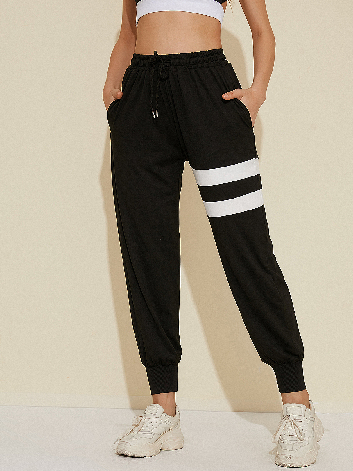 Sports Black Striped Side Pocket Drawstring Waist Pants