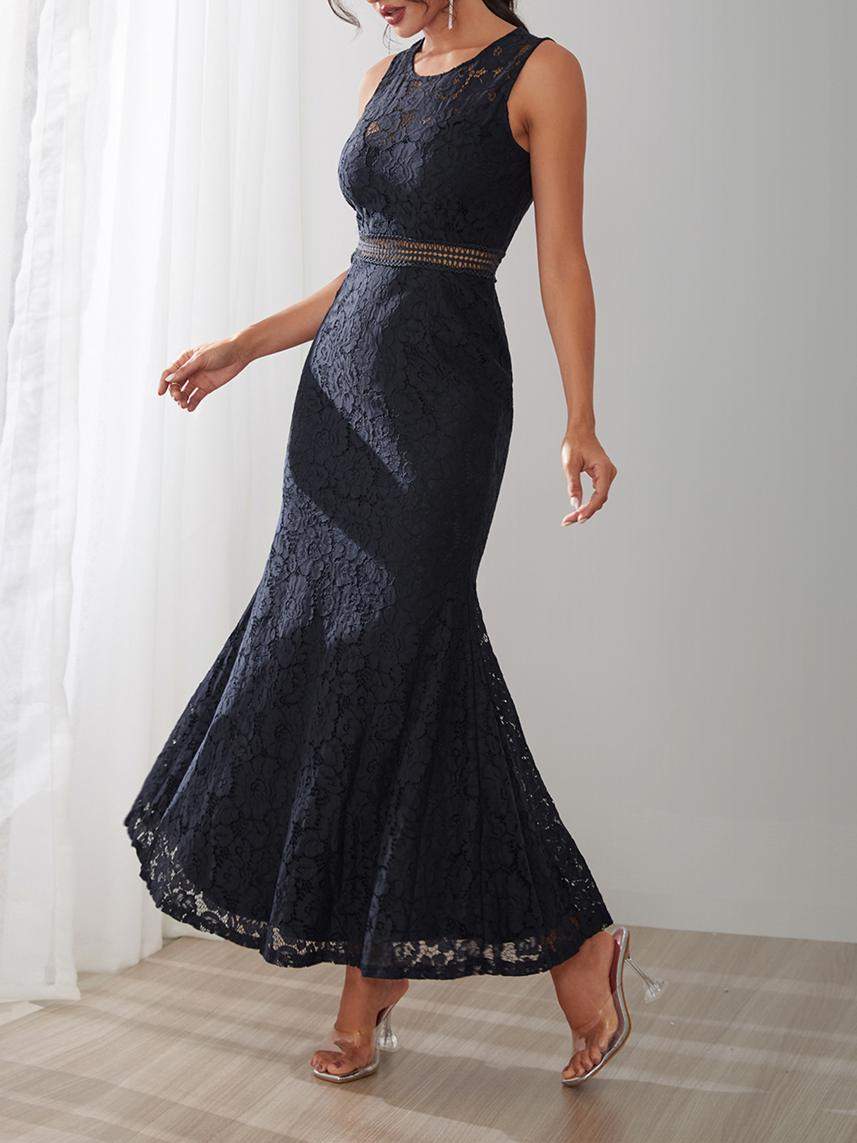 Navy Lace Hollow Design Round Neck Sleeveless Mermaid Dress