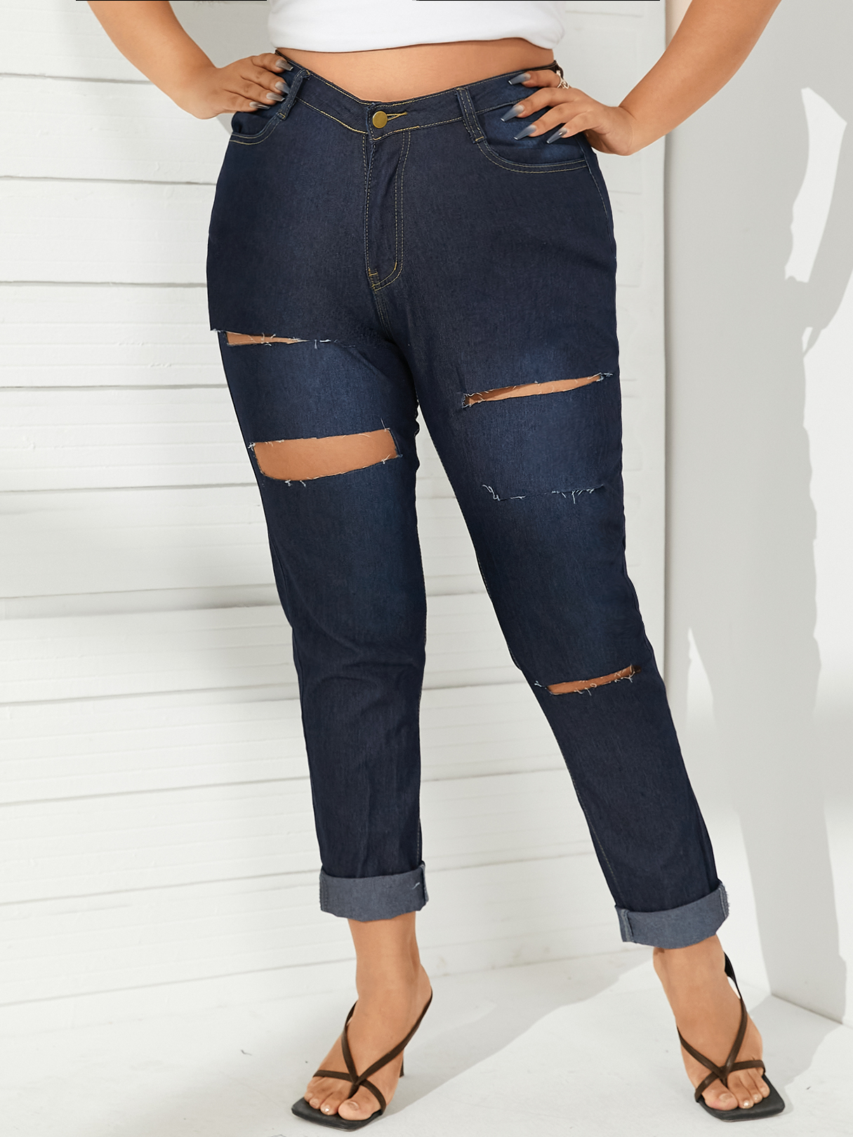 Plus Size Side Pockets Random Ripped details Jeans