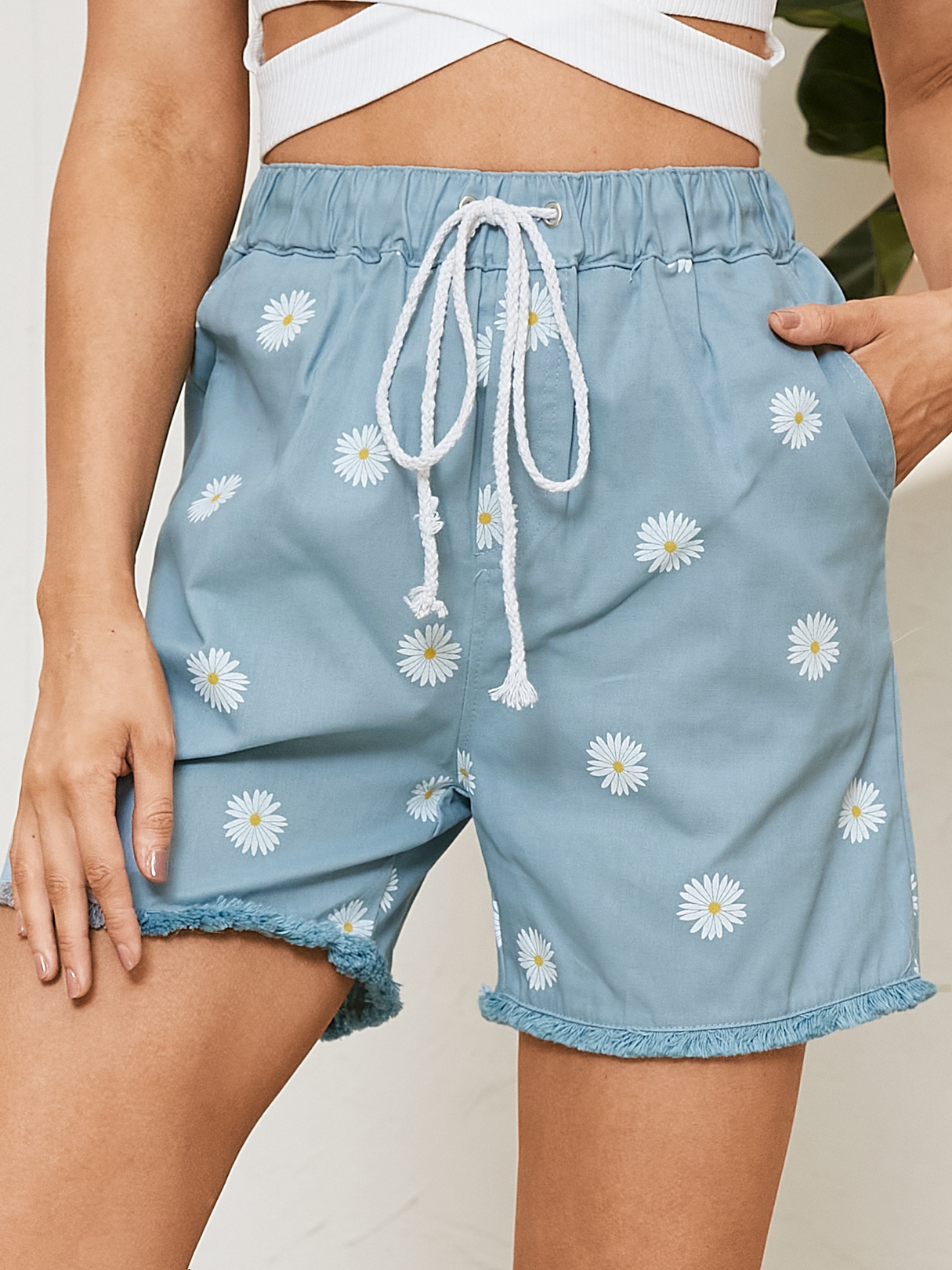 Blue Floral print Side Pockets Denim Shorts
