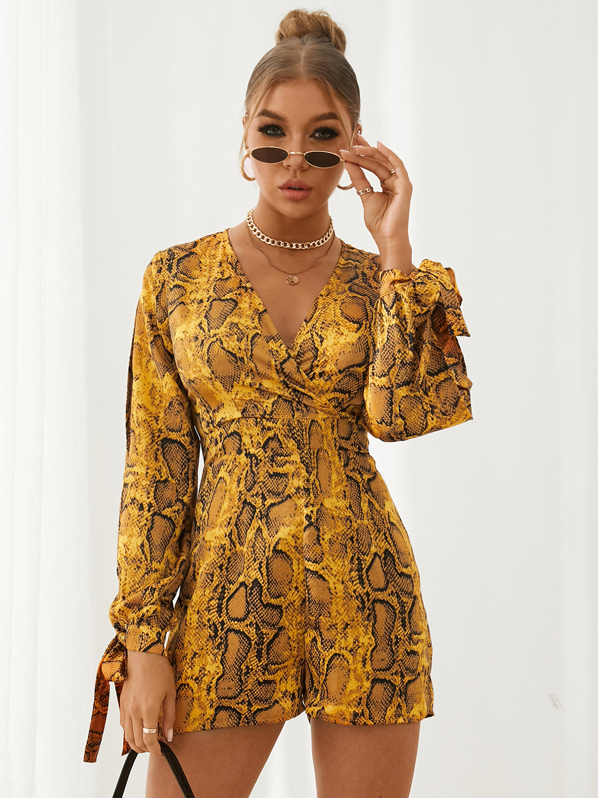 YOINS Deep v neck Snakeskin Cut Out Tie-up at cuffs Playsuits