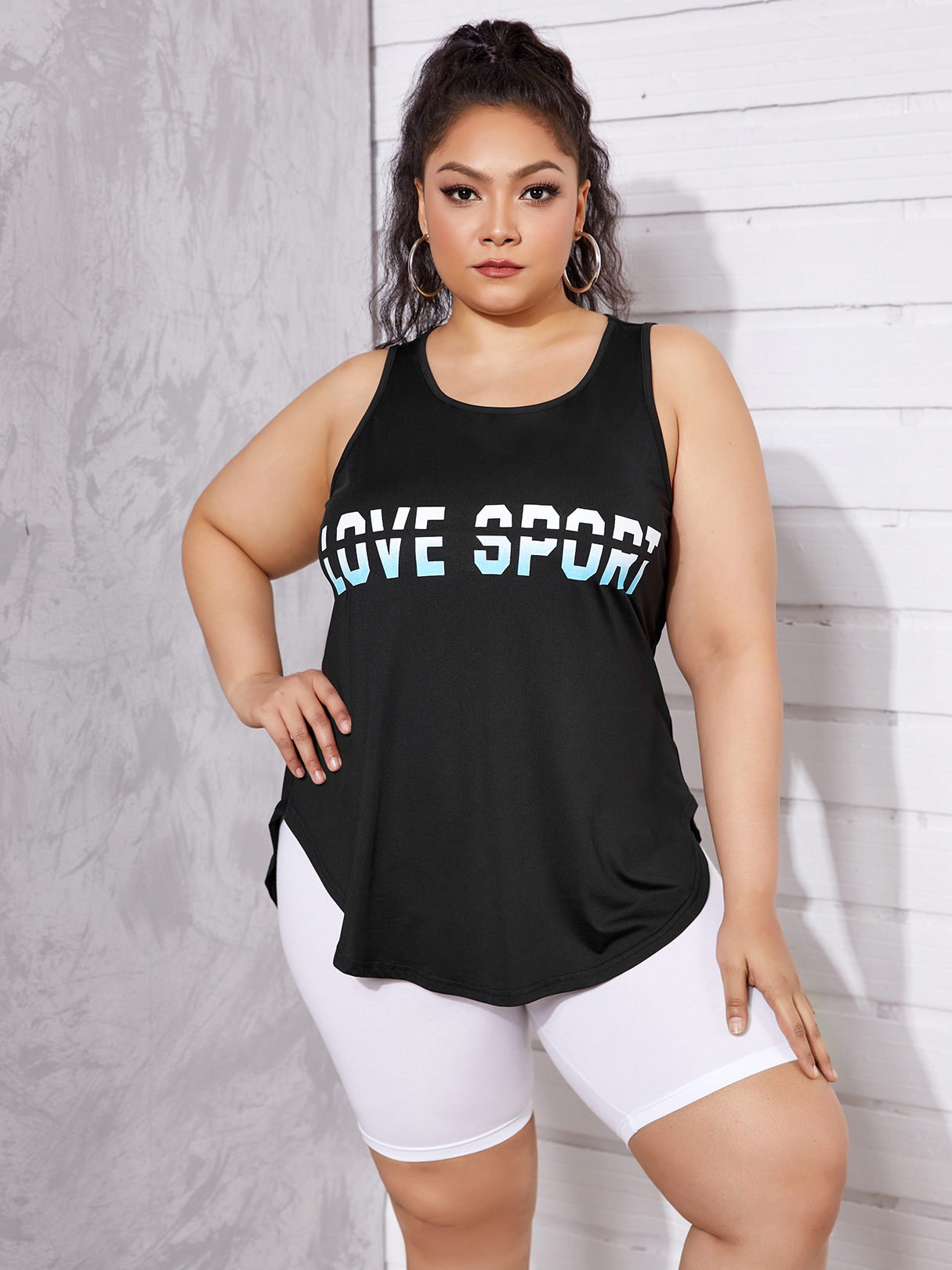 YOINS Plus Size Round Neck Letter Sleeveless Cami