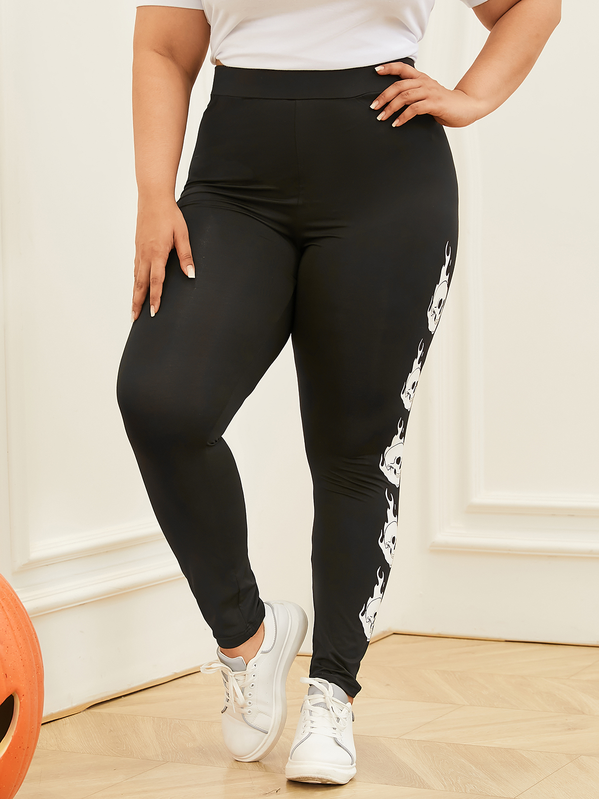 YOINS Plus Size Halloween Black Graphic Leggings