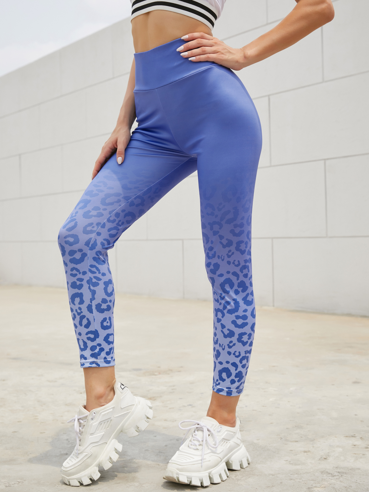 Blue Gradient Leopard Print Yoga Sports Leggings