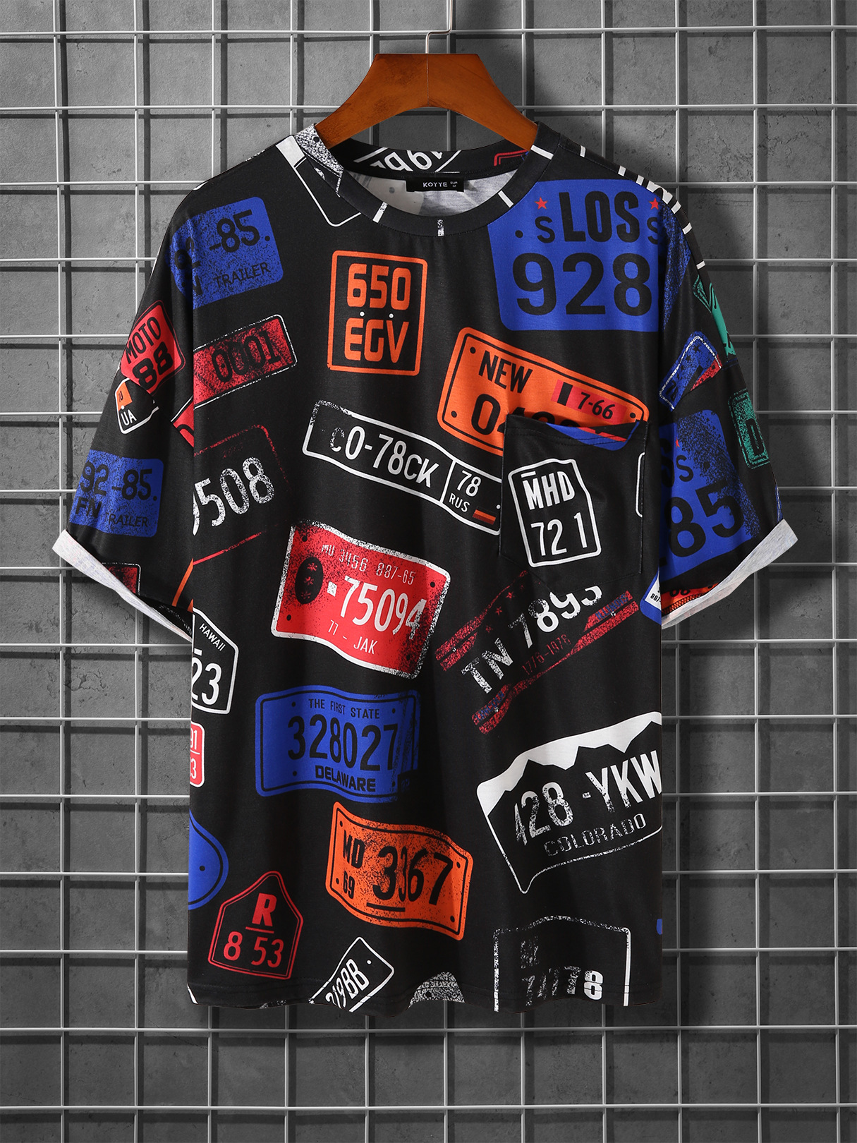 KOYYE Men Casual Graphic Letter All Over Print T-Shirt
