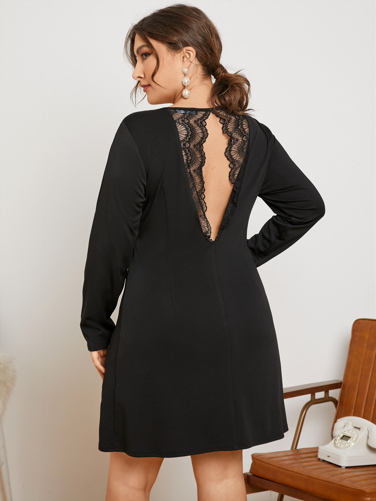 YOINS Plus Size V-neck Lace Patchwork Design Long Sleeves Dress